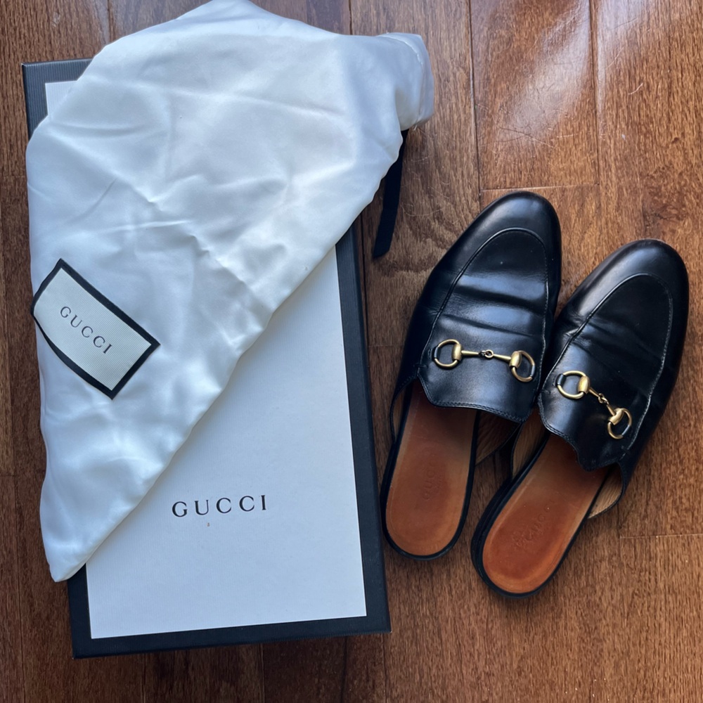 Gucci Princetown Horsebit Leather Slipper Mule Black
Size 37